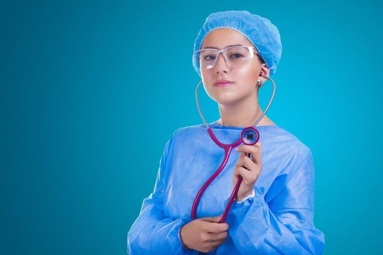 Cuidador de Idosos: A Profissão do Futuro para Quem Deseja Cuidar com Amor e Profissionalismo