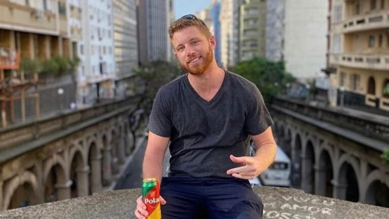 Tim Explica O Gringo Mais Brasileiro da Internet e Seu Sucesso no Brasil